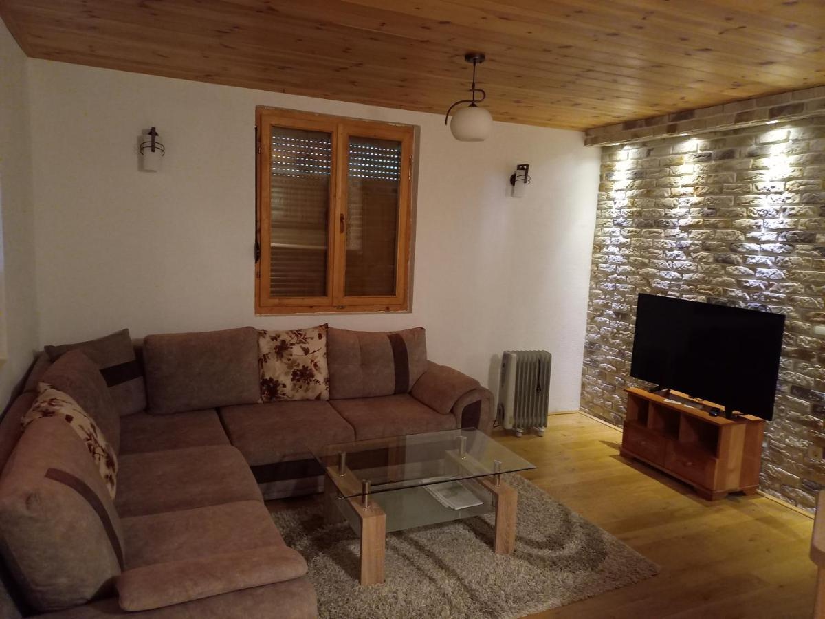 Vila Montana Dobrilovina 外观 照片