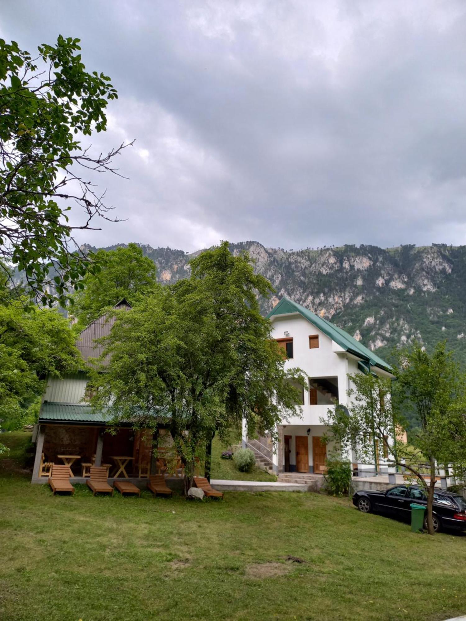 Vila Montana Dobrilovina 外观 照片